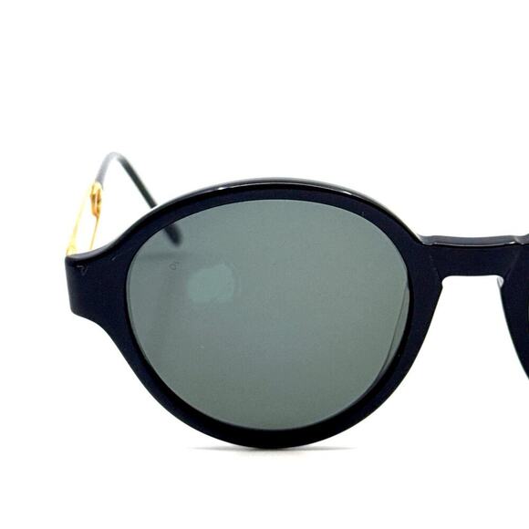 Moschino Vintage Sunglasses M06 95 - Picture 4 of 11